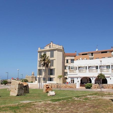Hostal Sa Prensa Ciutadella  Bagian luar foto